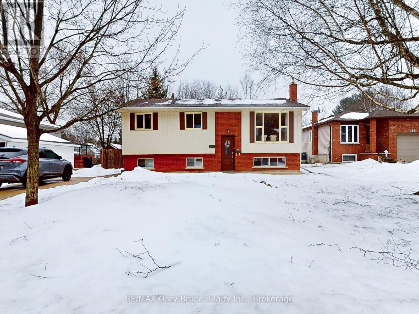 201 6th Avenue W, Owen Sound, Ontario  N4K 6J2 - Photo 5 - X12910102