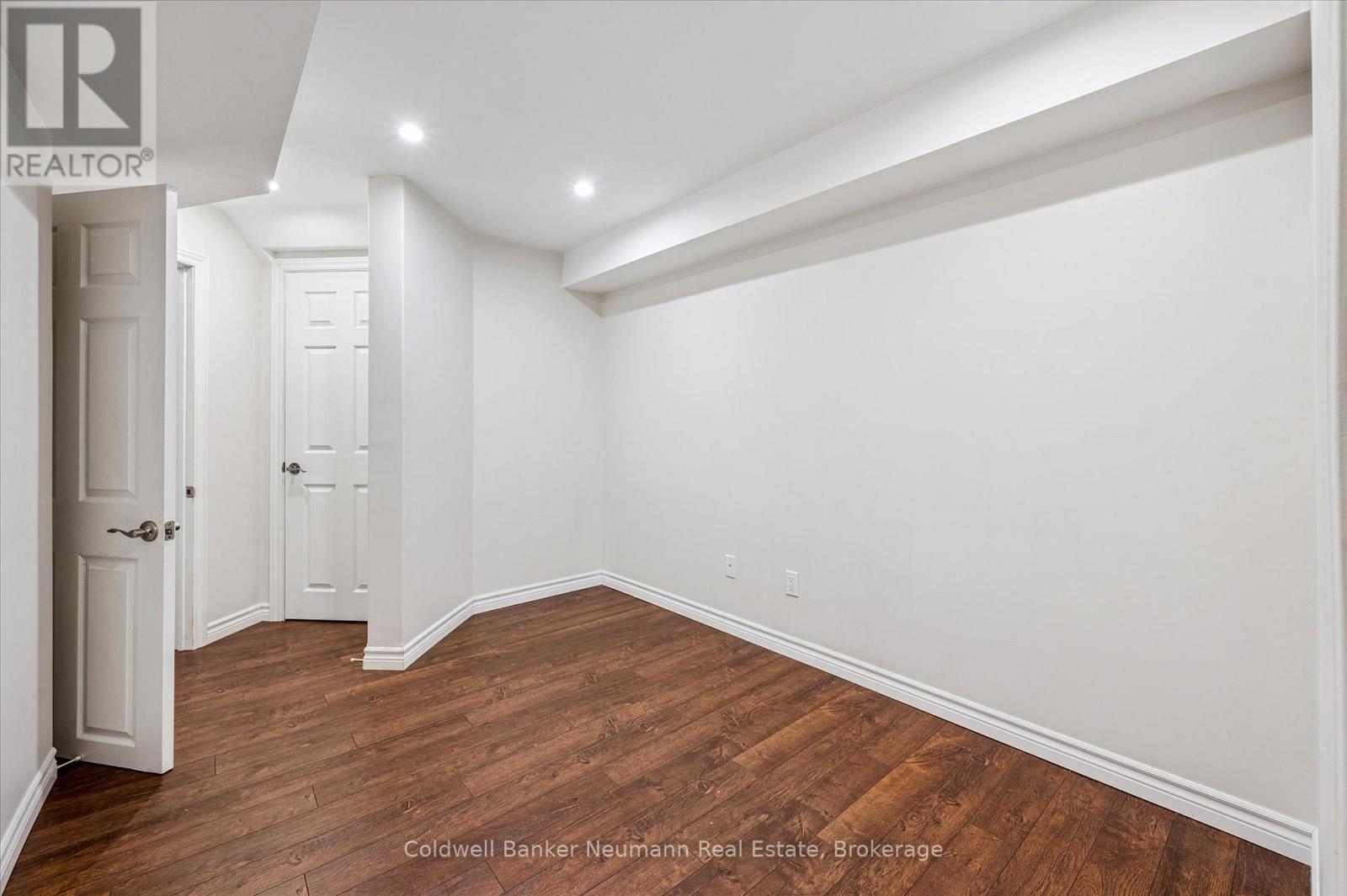 176 Colonial Drive, Guelph, Ontario  N1L 1T7 - Photo 35 - X12910238