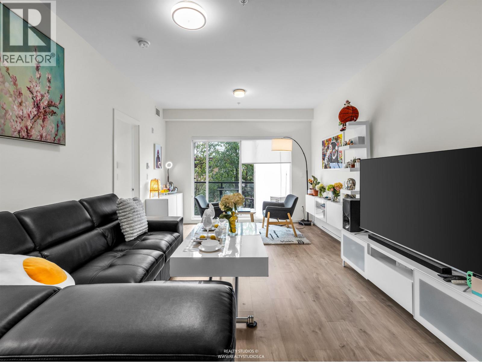 226 6283 Kingsway Avenue, Burnaby, British Columbia  V5J 0H3 - Photo 3 - R3088775