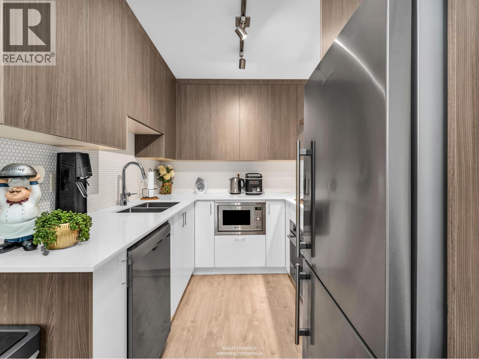 226 6283 Kingsway Avenue, Burnaby, British Columbia  V5J 0H3 - Photo 8 - R3088775