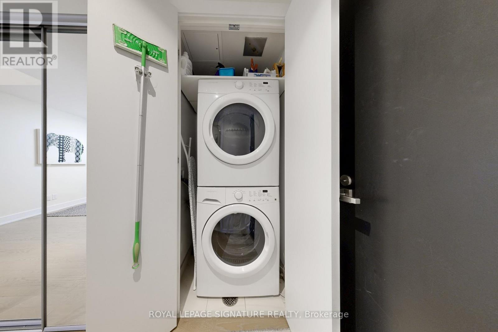 415 - 3018 Yonge Street, Toronto (Lawrence Park South), Ontario  M4N 2K4 - Photo 26 - C12910126