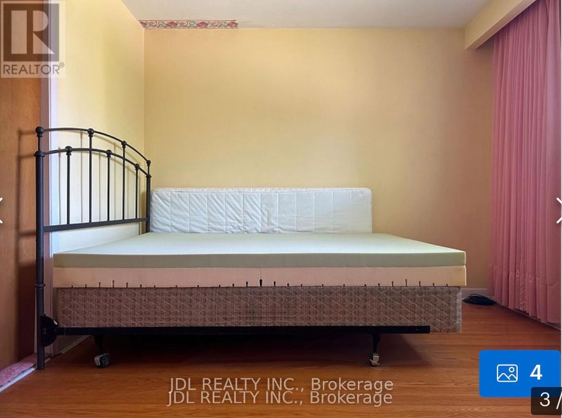 Unit A - 135 Estelle Ave Avenue, Toronto (Willowdale East), Ontario  M2N 5H6 - Photo 3 - C12910140