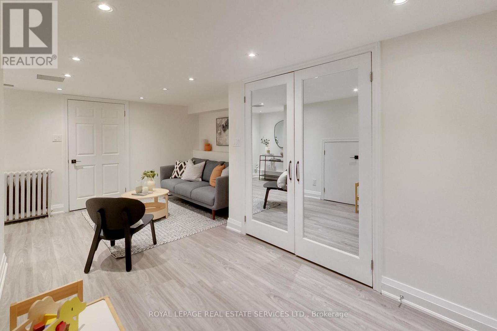 59 Glengarry Street, Toronto, Ontario  M5M 1C8 - Photo 21 - C12910144