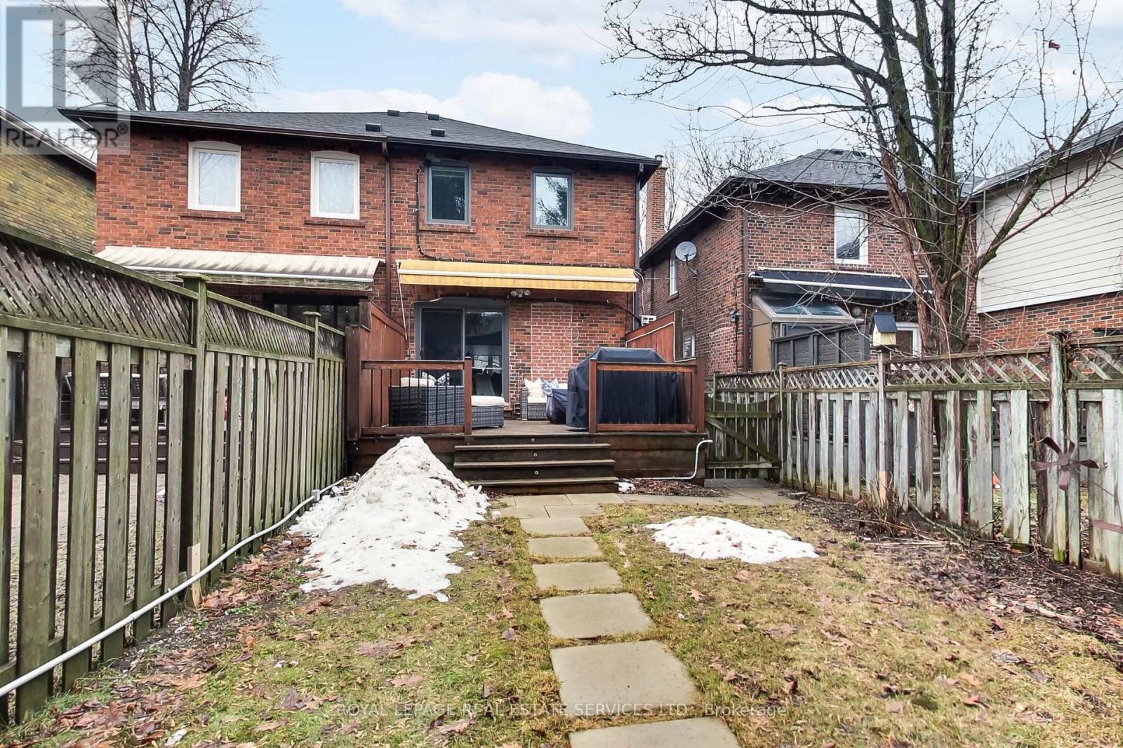 59 Glengarry Street, Toronto, Ontario  M5M 1C8 - Photo 26 - C12910144