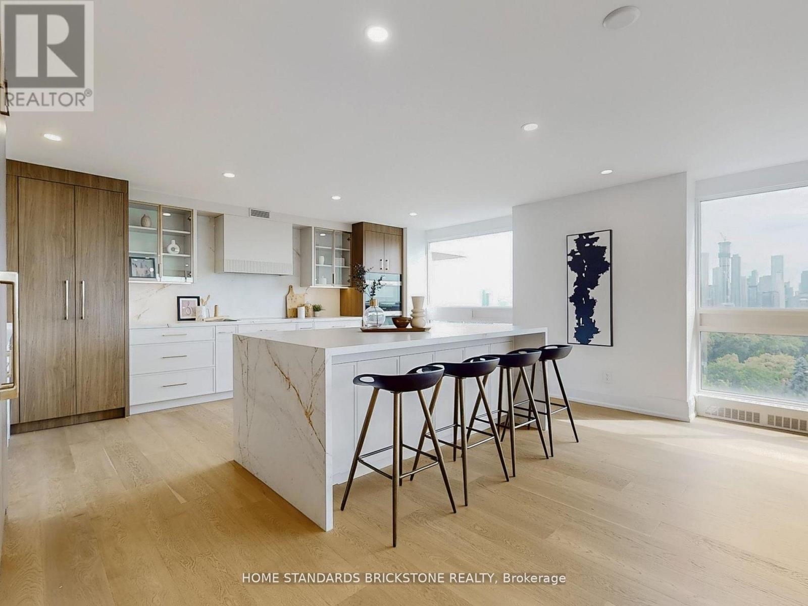 1102 - 61 St Clair Avenue W, Toronto, Ontario  M4V 2Y8 - Photo 16 - C12910150