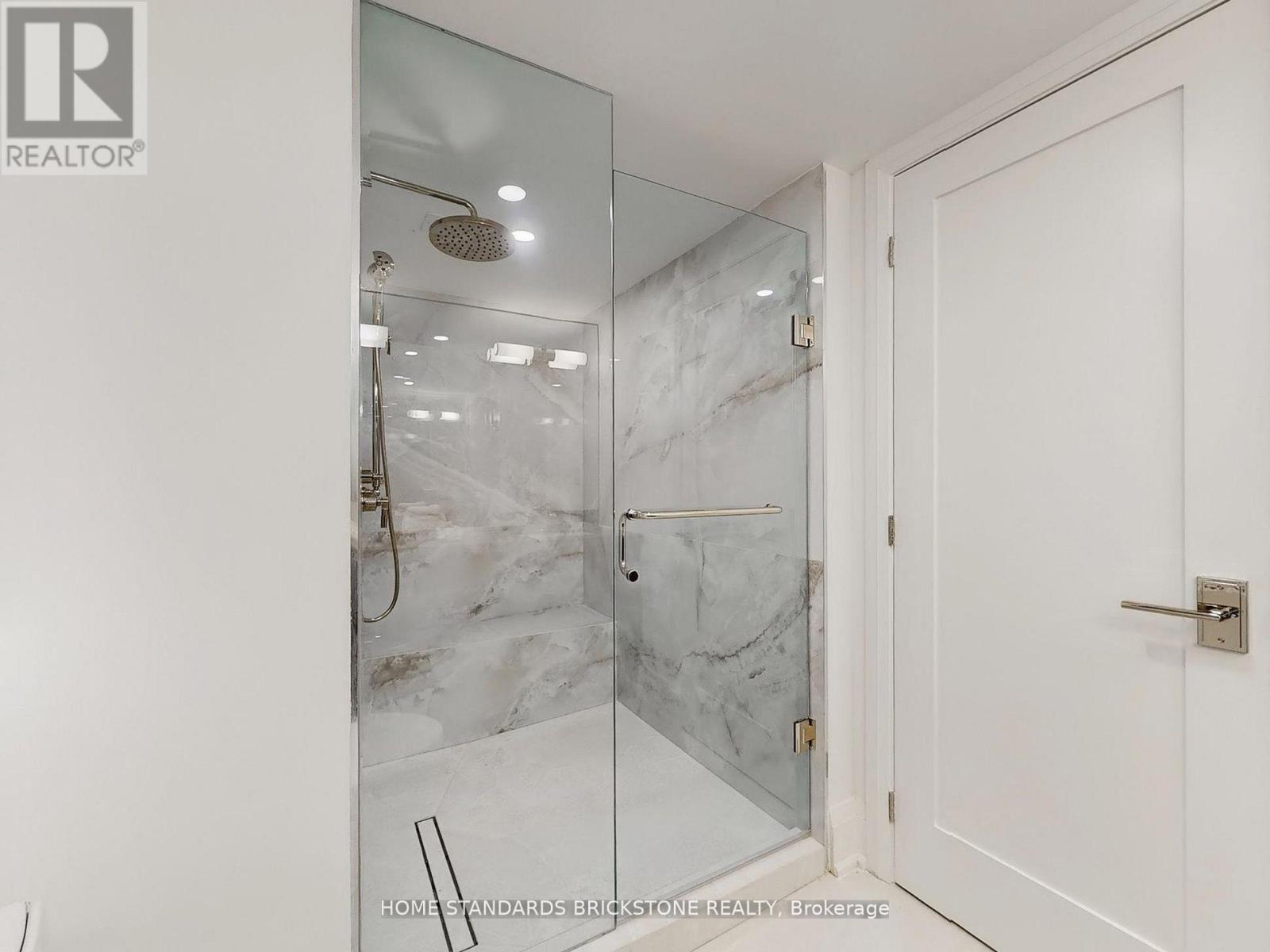 1102 - 61 St Clair Avenue W, Toronto, Ontario  M4V 2Y8 - Photo 31 - C12910150