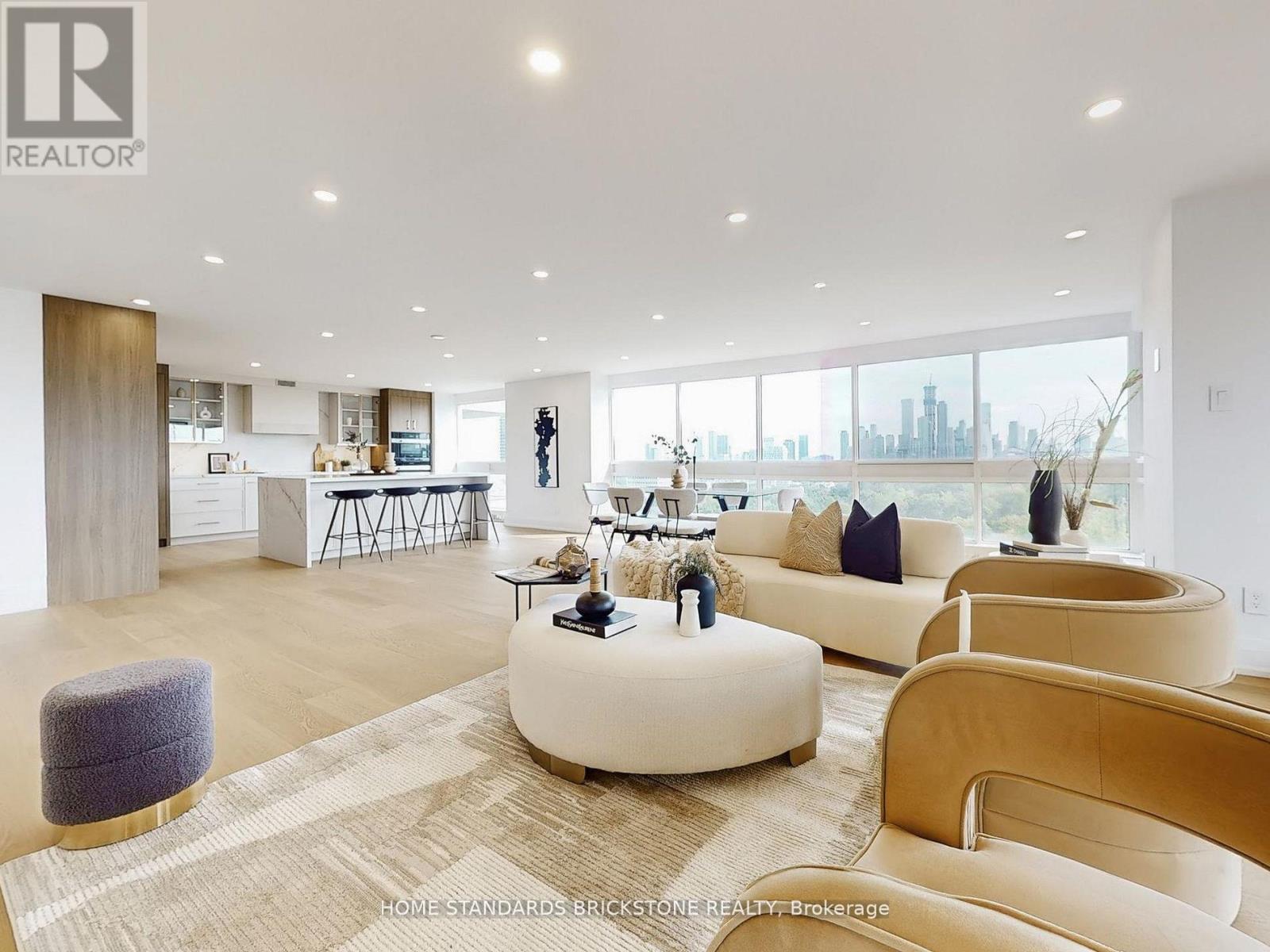 1102 - 61 St Clair Avenue W, Toronto, Ontario  M4V 2Y8 - Photo 6 - C12910150