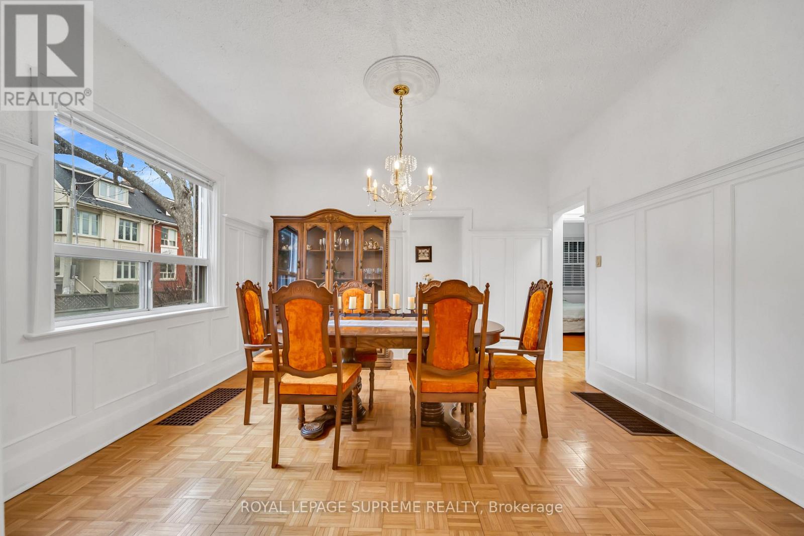 185 Shaw Street, Toronto, Ontario  M6J 2W6 - Photo 18 - C12910176