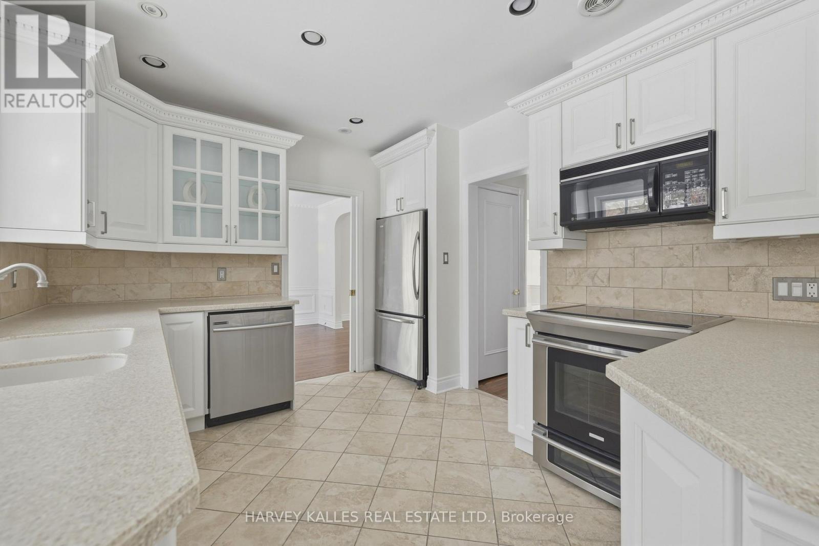 530 Blythwood Road, Toronto (Bridle Path-Sunnybrook-York Mills), Ontario  M4N 1B3 - Photo 13 - C12910180