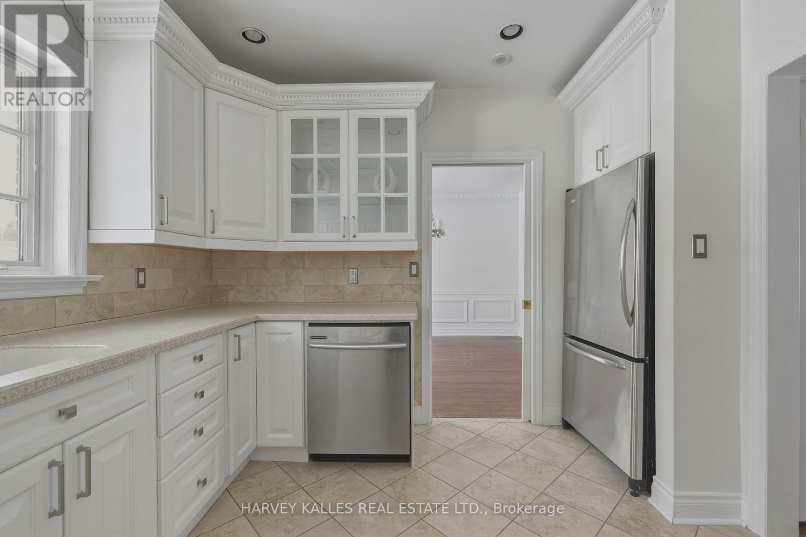 530 Blythwood Road, Toronto (Bridle Path-Sunnybrook-York Mills), Ontario  M4N 1B3 - Photo 14 - C12910180