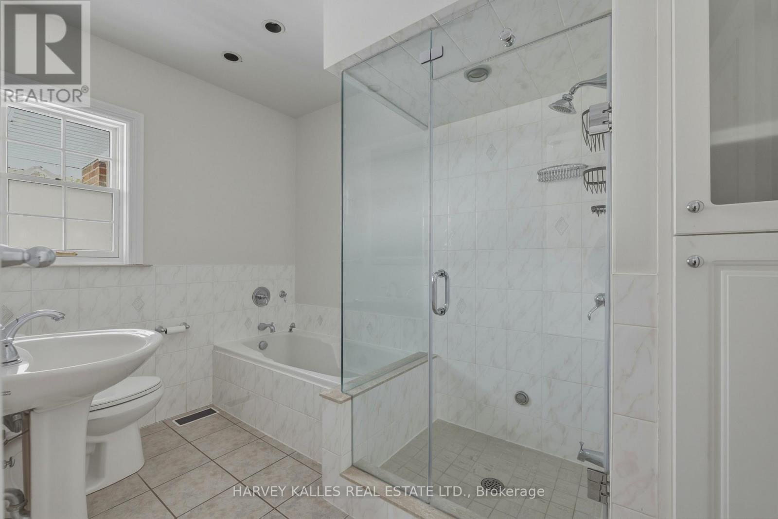 530 Blythwood Road, Toronto (Bridle Path-Sunnybrook-York Mills), Ontario  M4N 1B3 - Photo 27 - C12910180