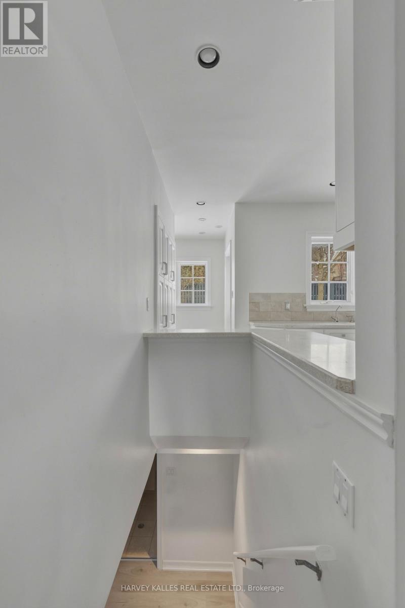 530 Blythwood Road, Toronto (Bridle Path-Sunnybrook-York Mills), Ontario  M4N 1B3 - Photo 30 - C12910180