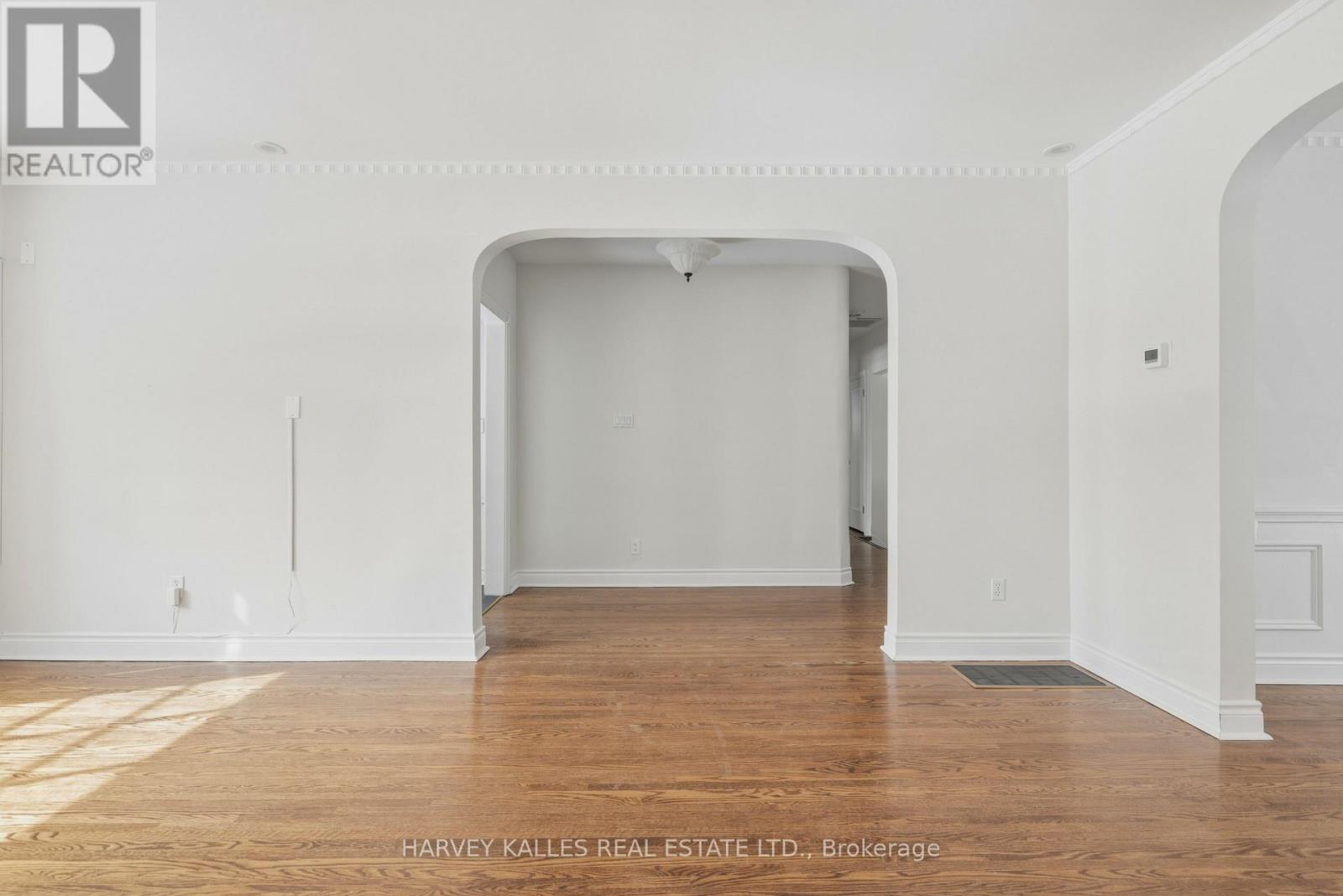 530 Blythwood Road, Toronto (Bridle Path-Sunnybrook-York Mills), Ontario  M4N 1B3 - Photo 6 - C12910180