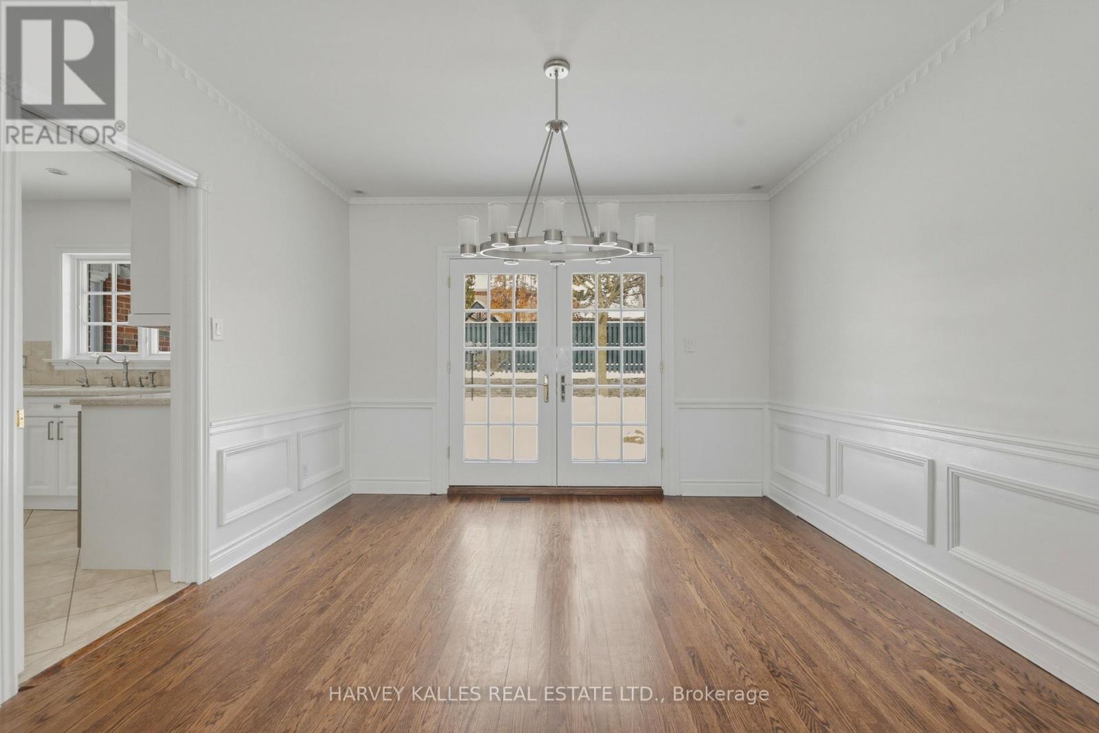 530 Blythwood Road, Toronto (Bridle Path-Sunnybrook-York Mills), Ontario  M4N 1B3 - Photo 8 - C12910180