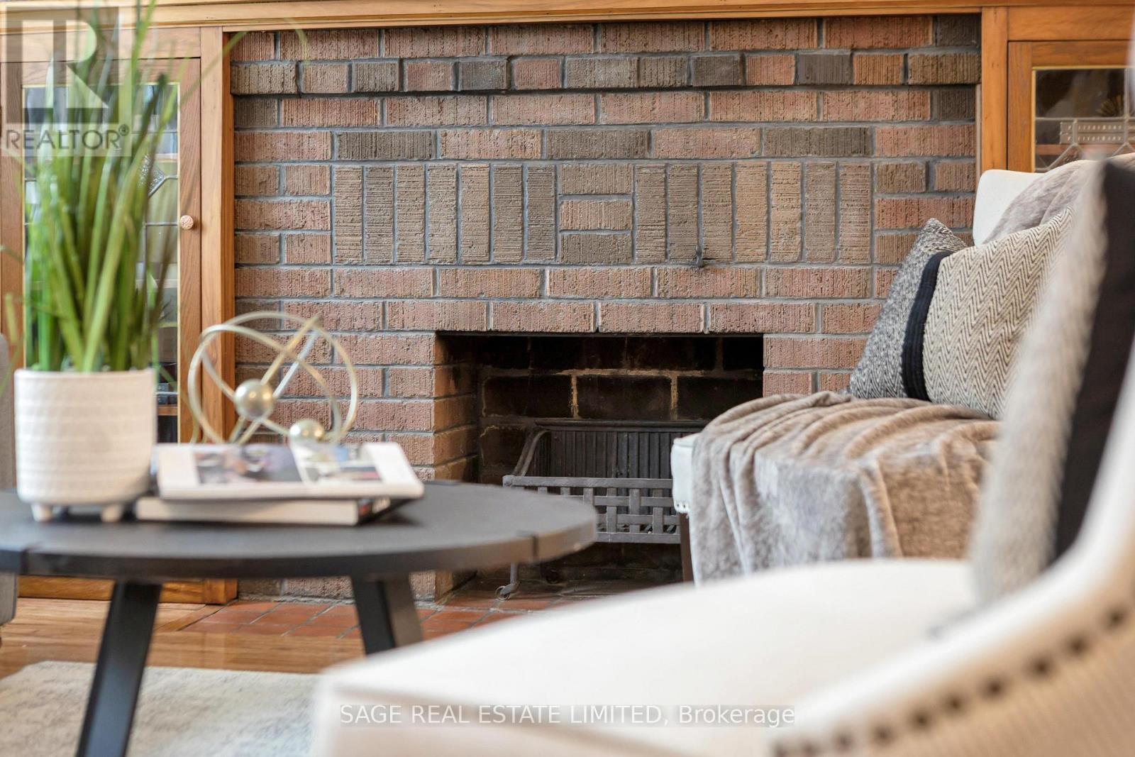 99 Albertus Avenue, Toronto, Ontario  M4R 1J6 - Photo 3 - C12910186