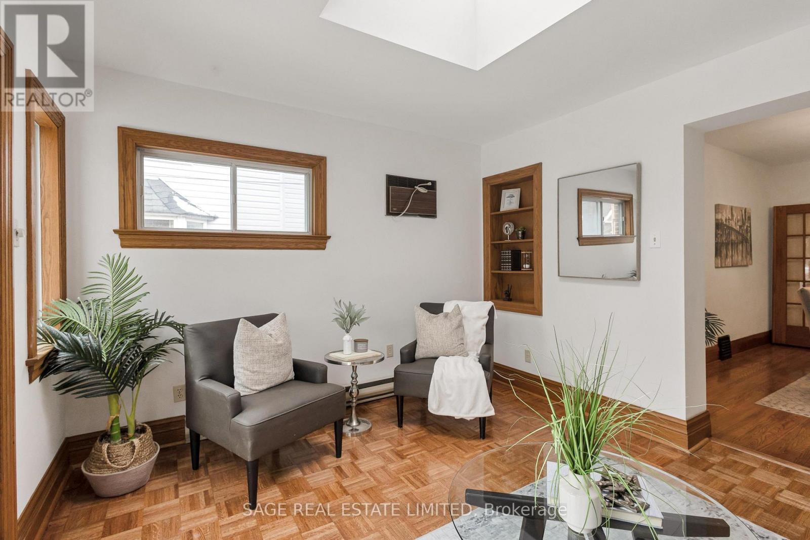 99 Albertus Avenue, Toronto, Ontario  M4R 1J6 - Photo 9 - C12910186