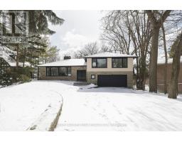 537 BLYTHWOOD ROAD, Toronto, Ontario