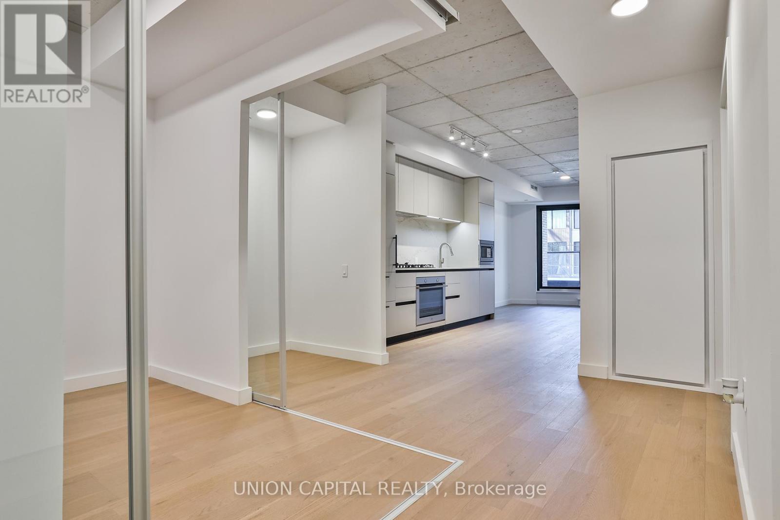 222 - 1720 Bayview Avenue, Toronto (Mount Pleasant East), Ontario  M4G 0E5 - Photo 4 - C12910202