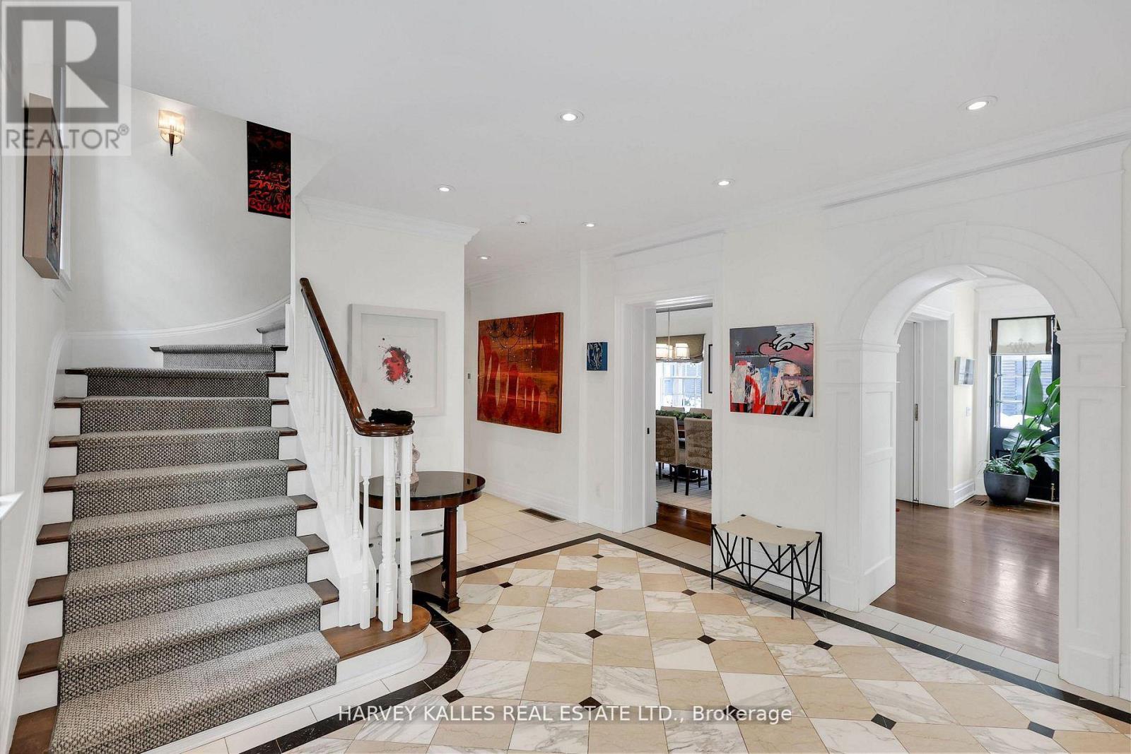 444 Russell Hill Road, Toronto (Forest Hill South), Ontario  M5P 2S5 - Photo 4 - C12910216