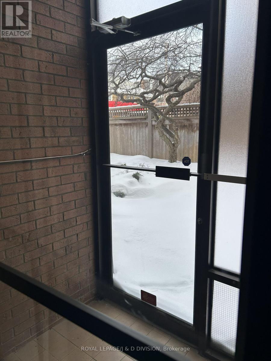 122 Cortleigh Boulevard, Toronto, Ontario  M4R 1K6 - Photo 35 - C12910250