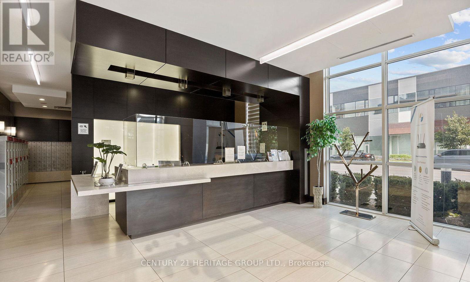 2904 - 275 Yorkland Road S, Toronto (Henry Farm), Ontario  M2J 0B4 - Photo 3 - C12910260