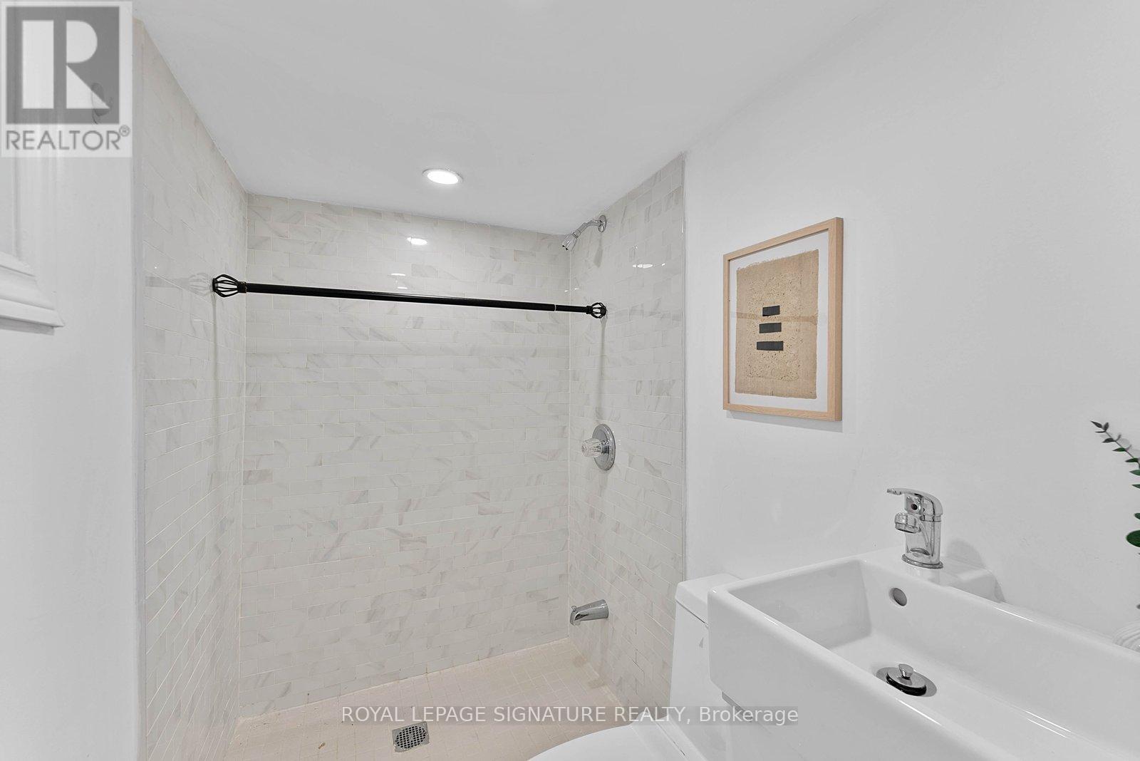 15 Yarmouth Road, Toronto (Annex), Ontario  M6G 1W7 - Photo 43 - C12910304