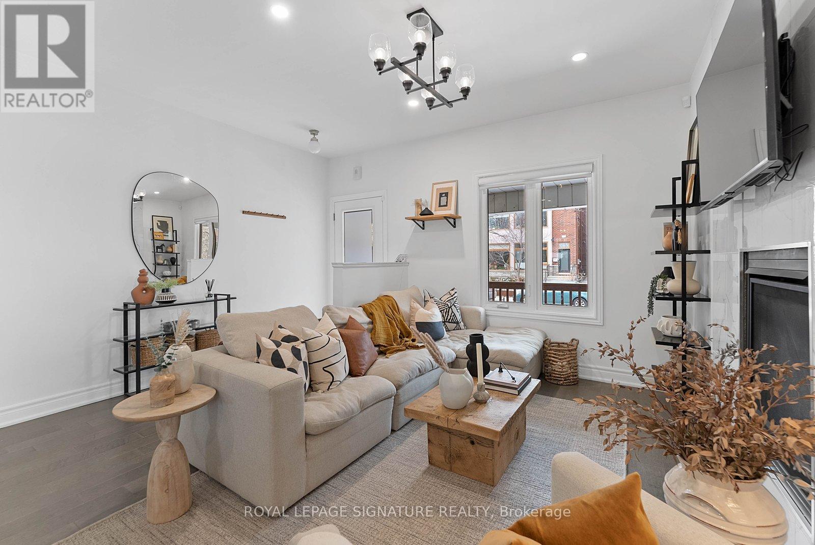 15 Yarmouth Road, Toronto (Annex), Ontario  M6G 1W7 - Photo 9 - C12910304