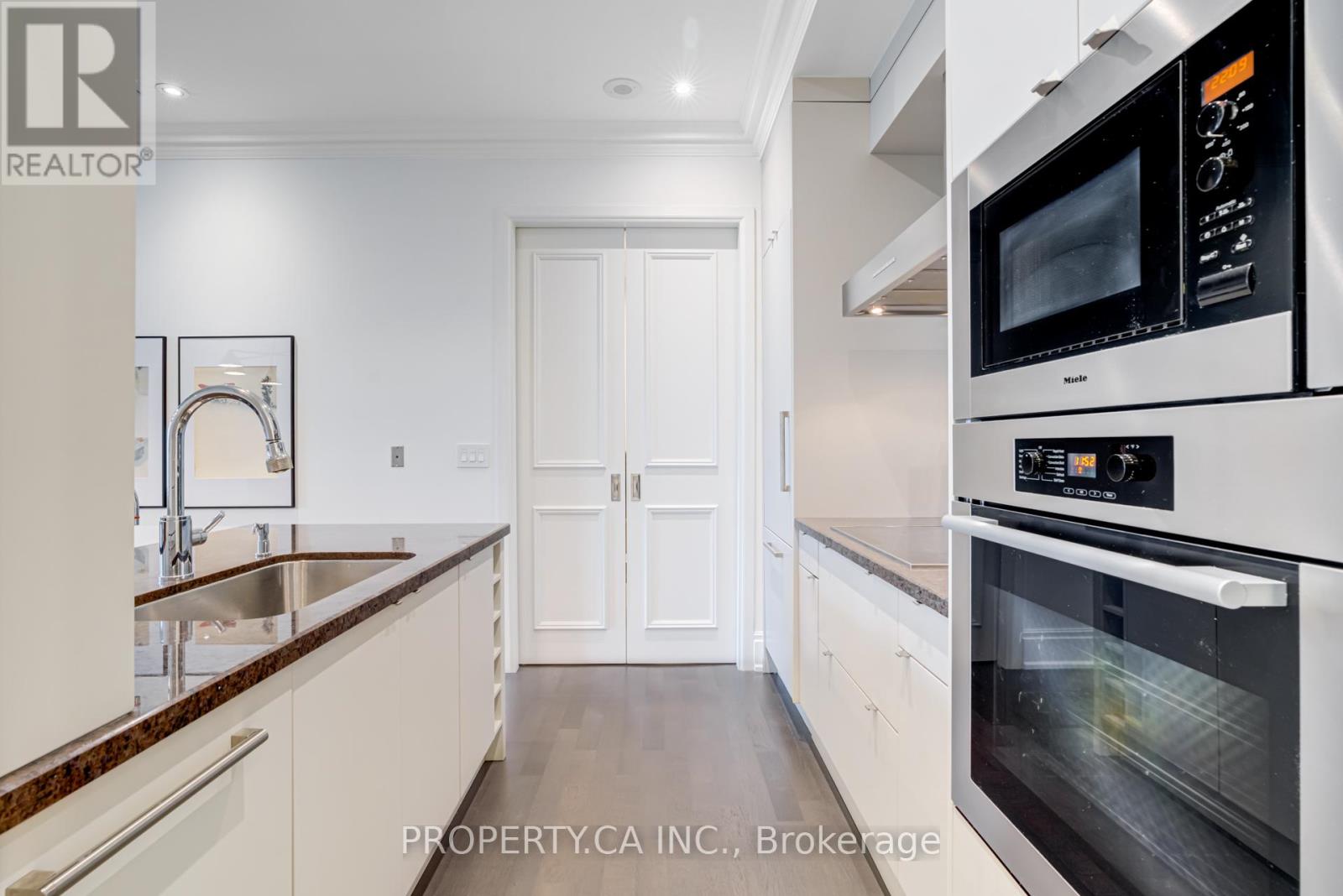 3506 - 311 Bay Street, Toronto (Bay Street Corridor), Ontario  M5H 4G5 - Photo 8 - C12910336