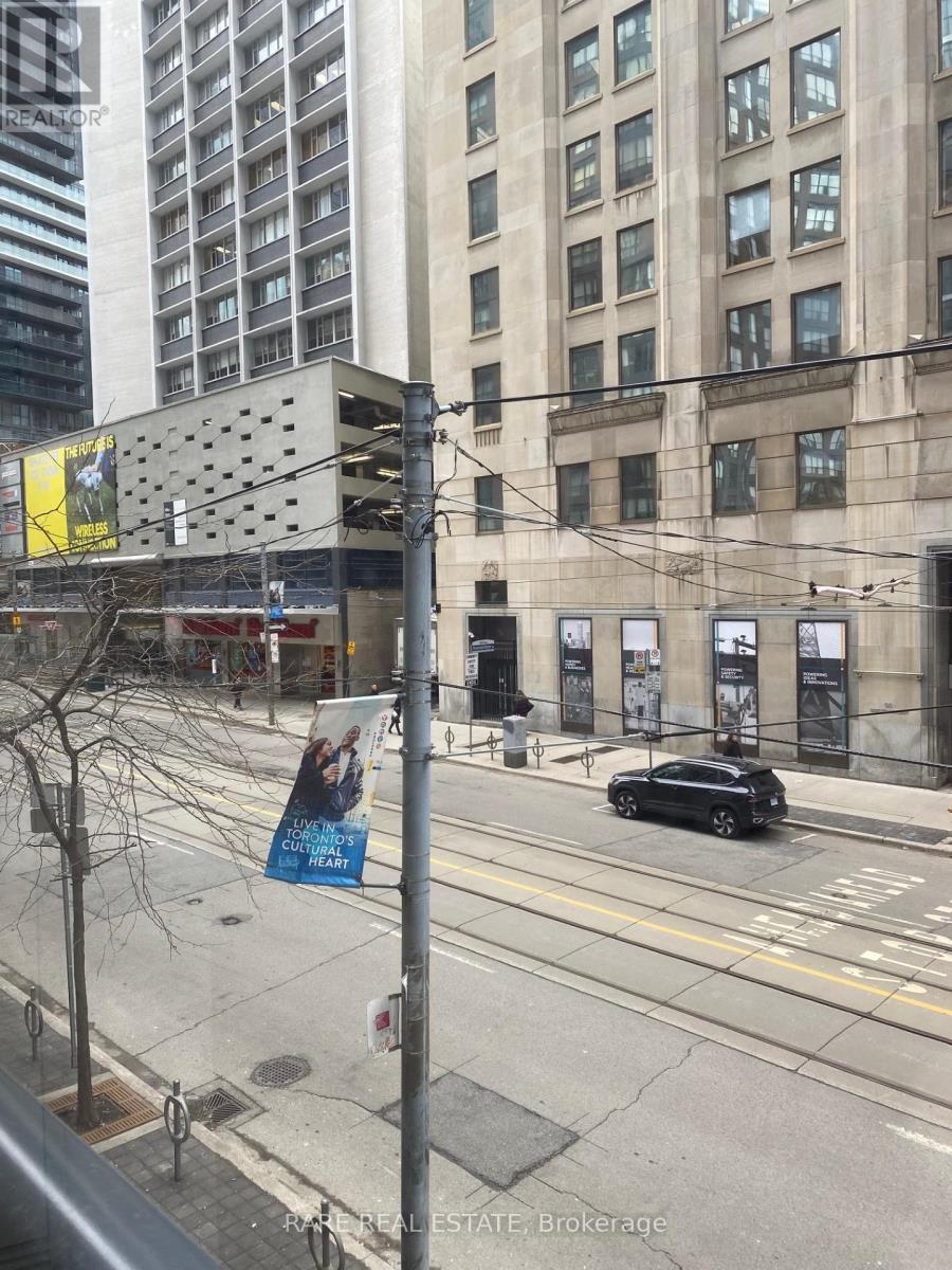 201 - 21 Carlton Street, Toronto (Church-Yonge Corridor), Ontario  M5B 1L3 - Photo 10 - C12910366