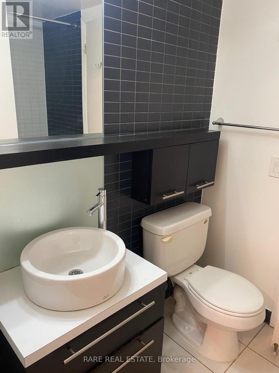 201 - 21 Carlton Street, Toronto (Church-Yonge Corridor), Ontario  M5B 1L3 - Photo 6 - C12910366