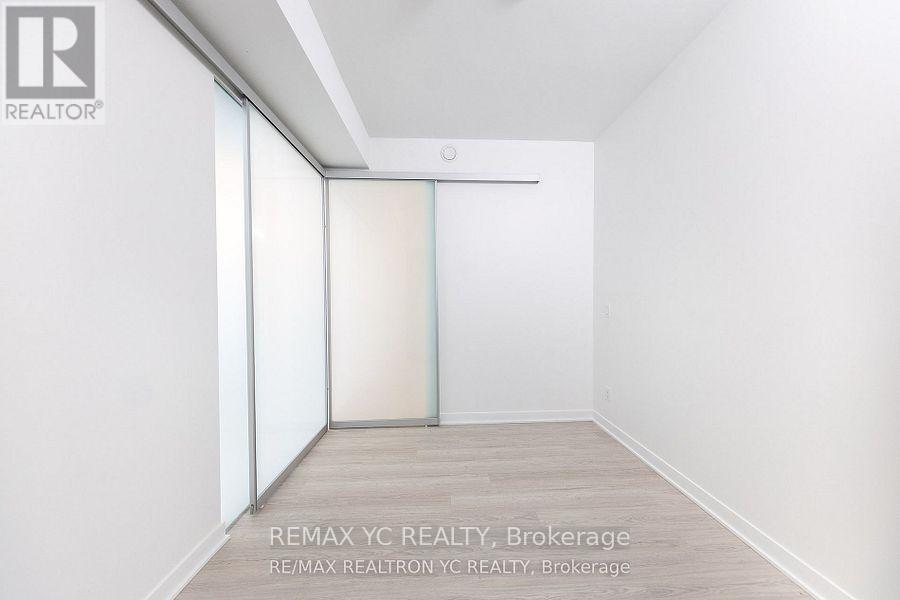 805 - 185 Alberta Avenue, Toronto, Ontario  M6C 0A5 - Photo 5 - C12910368