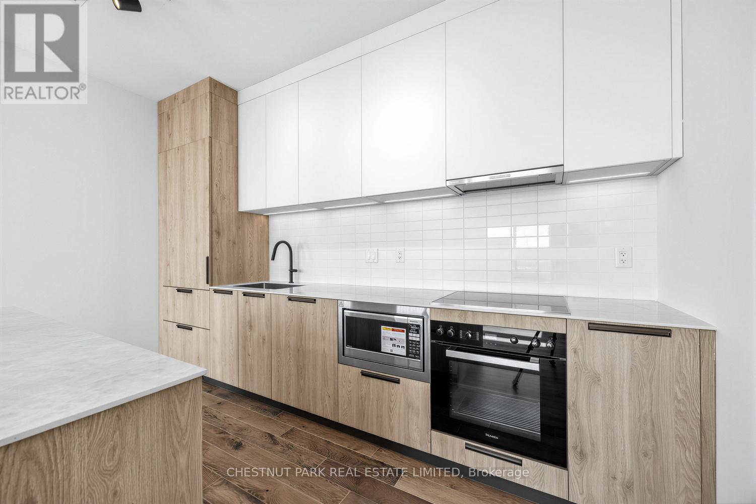 Ph-1 - 759 Queen Street E, Toronto, Ontario  M4M 1H3 - Photo 11 - E12910206