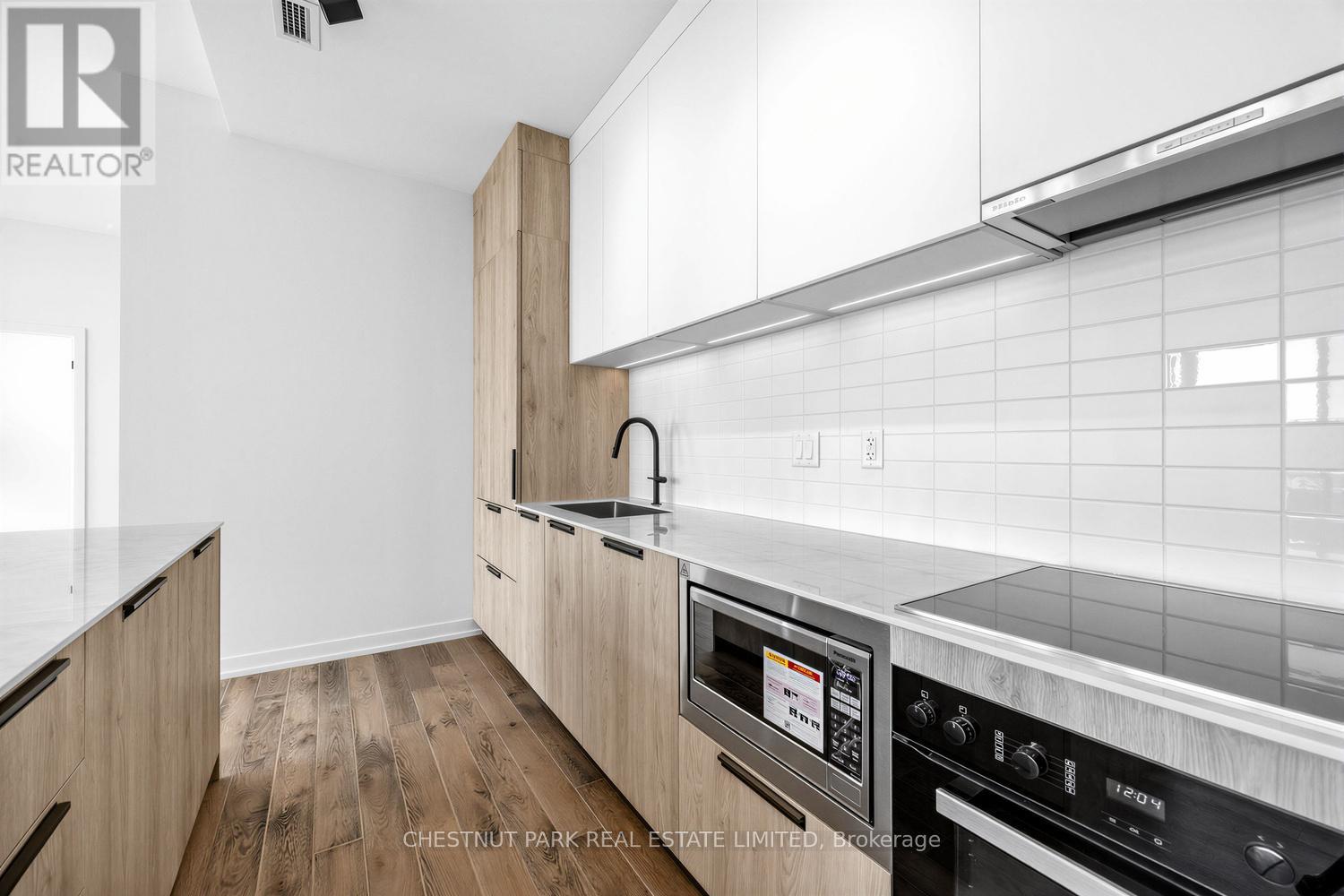 Ph-1 - 759 Queen Street E, Toronto, Ontario  M4M 1H3 - Photo 12 - E12910206
