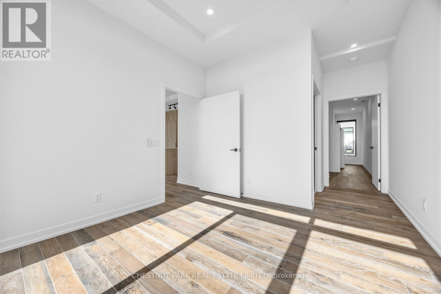 Ph-1 - 759 Queen Street E, Toronto, Ontario  M4M 1H3 - Photo 4 - E12910206