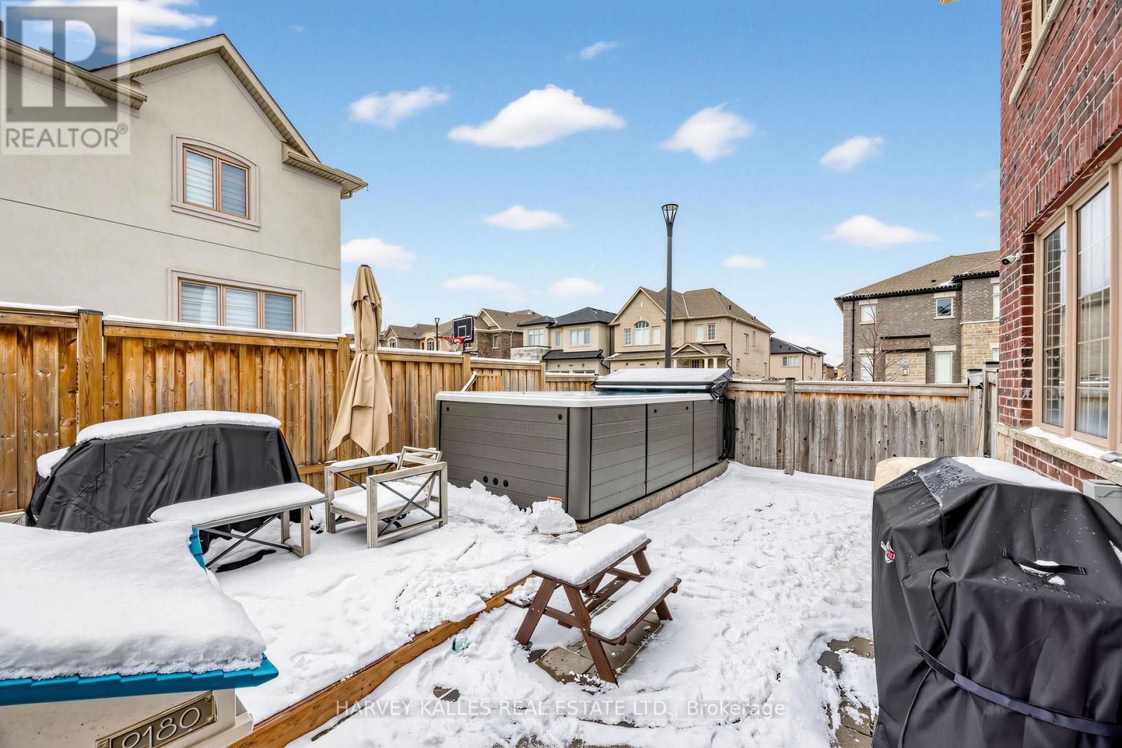 1002 Kingpeak Crescent, Pickering, Ontario  L1X 0H3 - Photo 44 - E12910342