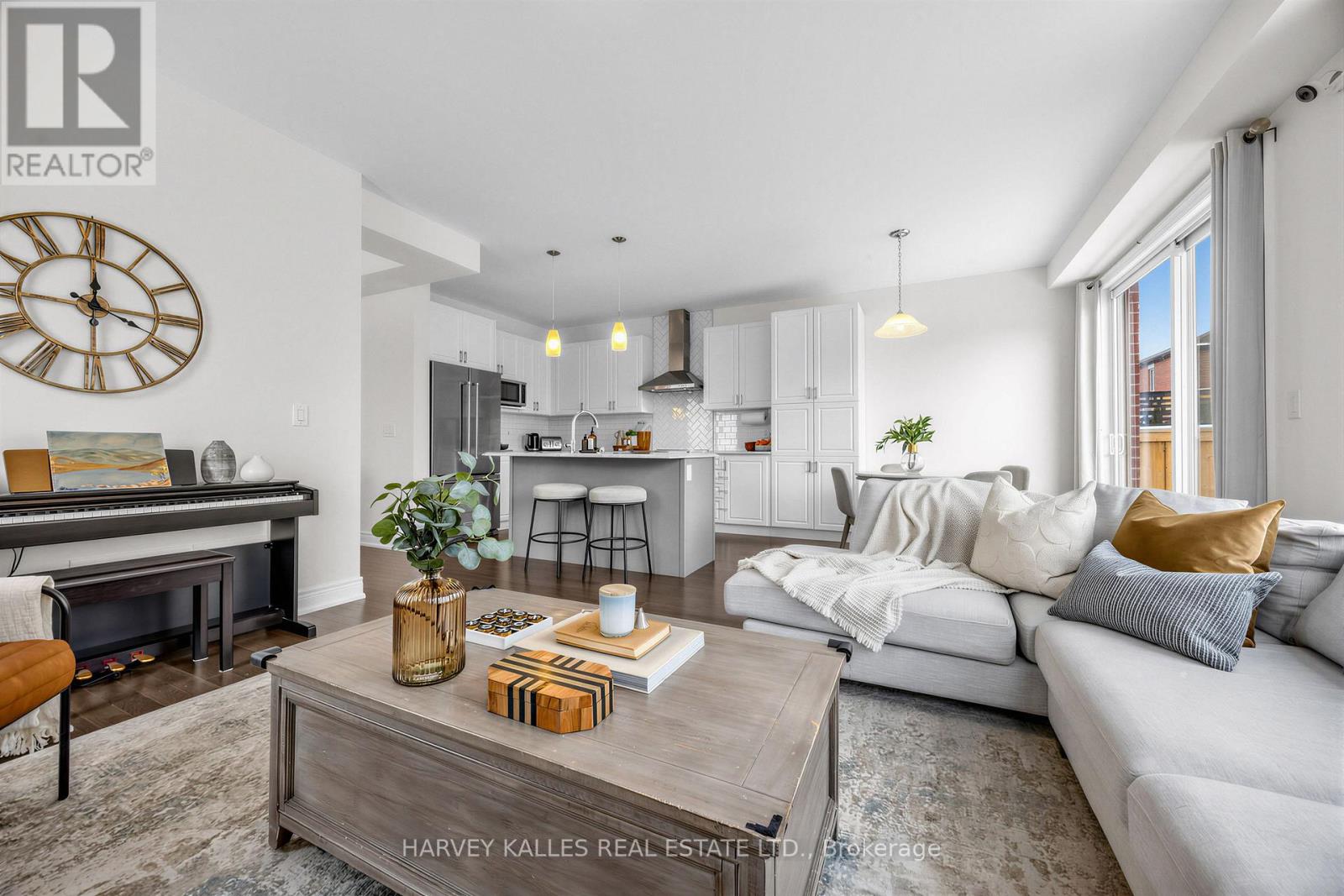 1002 Kingpeak Crescent, Pickering, Ontario  L1X 0H3 - Photo 8 - E12910342