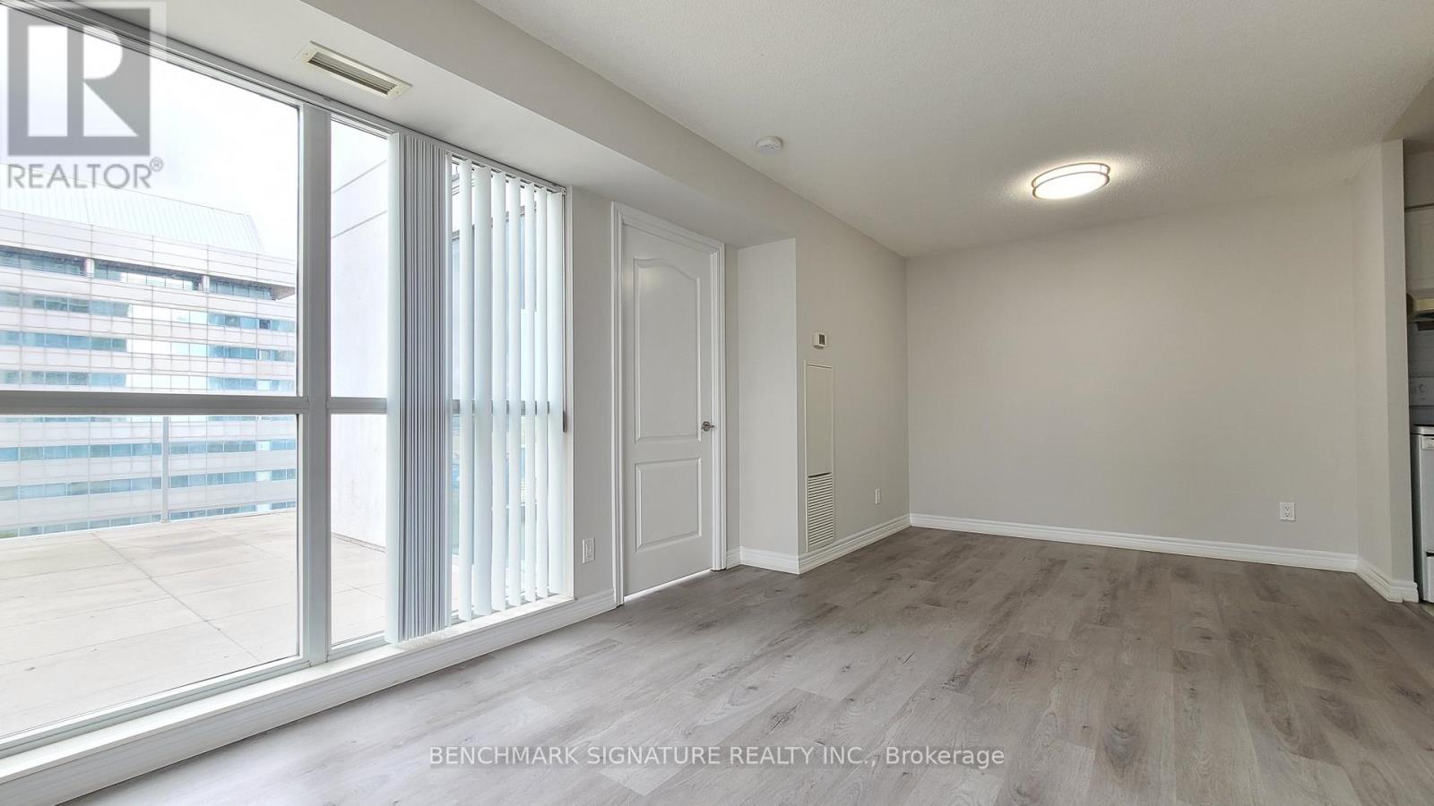 902 - 60 Town Centre Court, Toronto, Ontario  M1P 0B1 - Photo 15 - E12910354