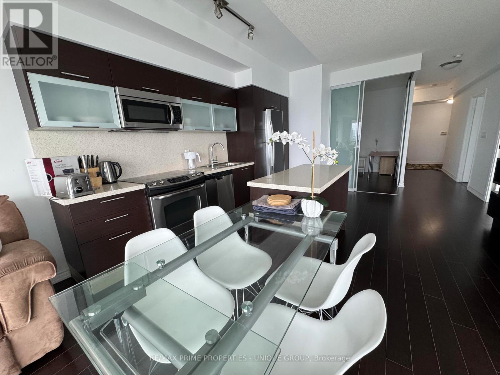 #5316 - 386 Yonge Street, Toronto, Ontario  M5B 0A5 - Photo 5 - C12902720