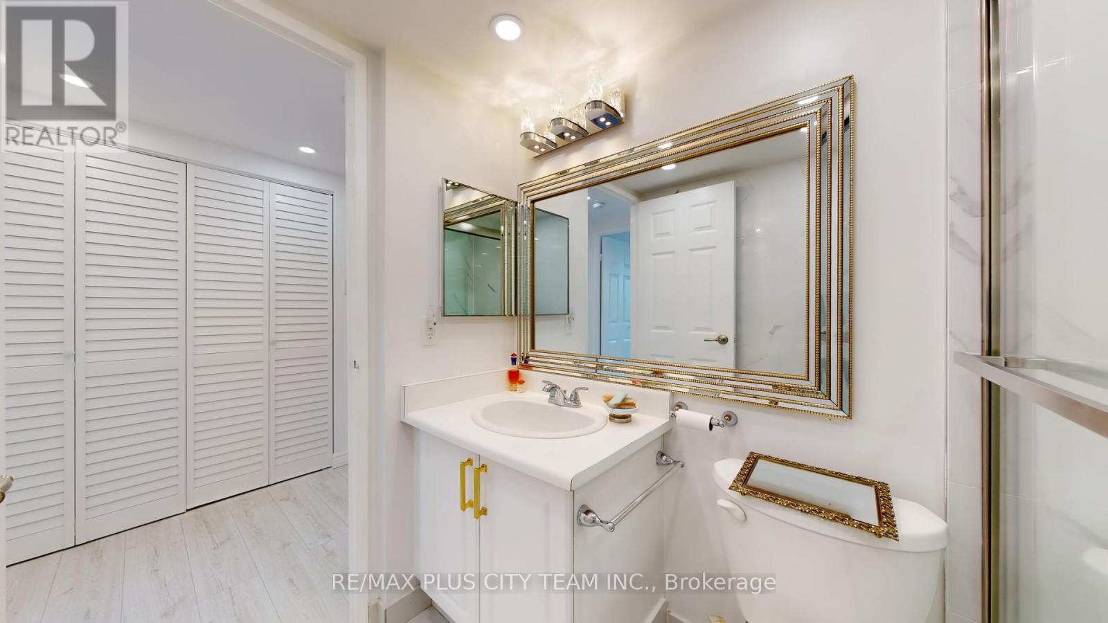 410 - 7440 Bathurst Street, Vaughan, Ontario  L4J 7K8 - Photo 23 - N12910110