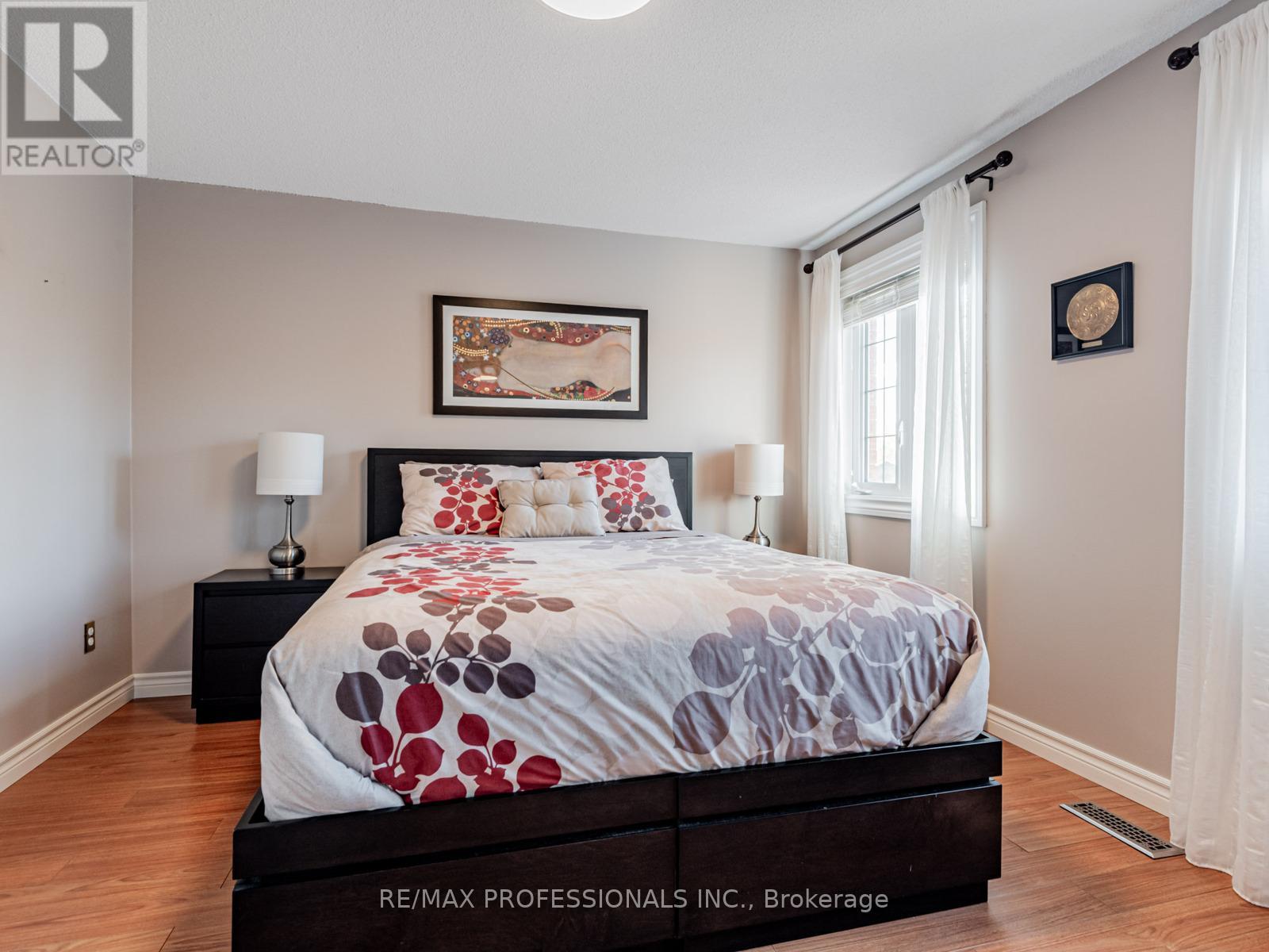 125 Kersey Crescent, Richmond Hill, Ontario  L4C 5X4 - Photo 23 - N12910152