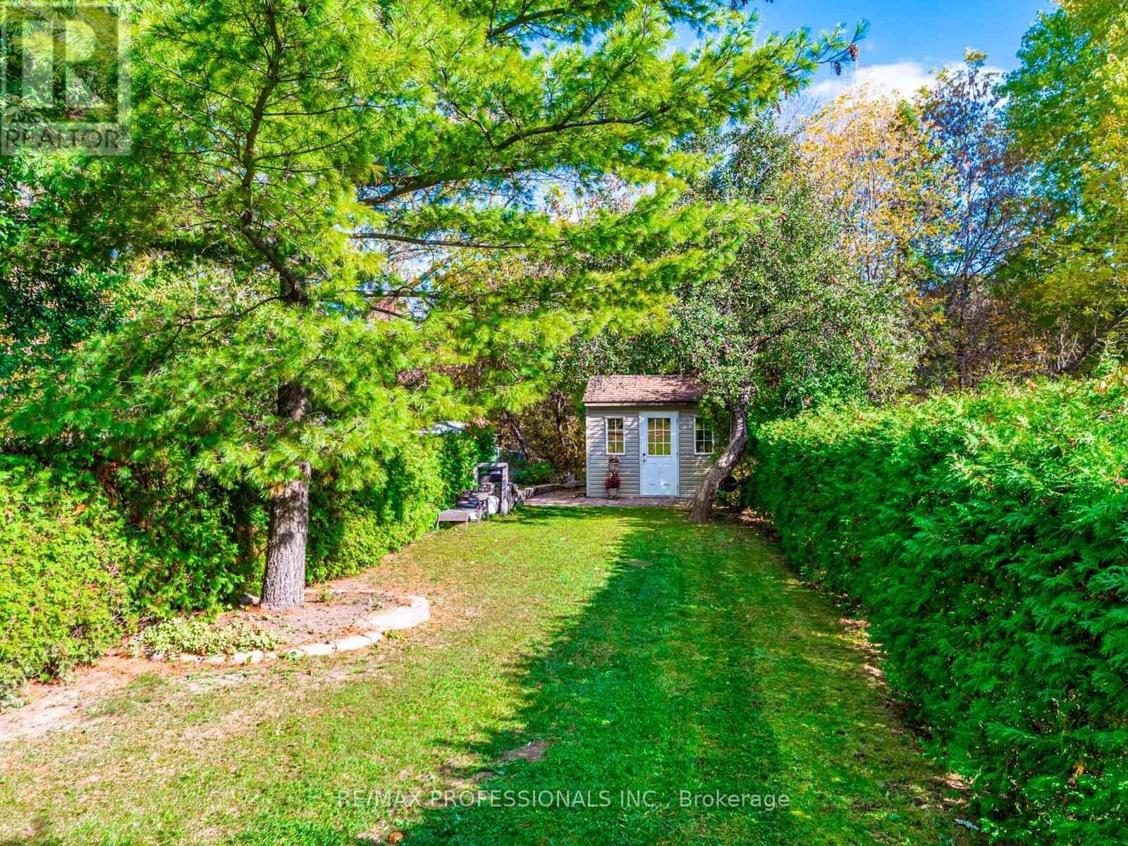 125 Kersey Crescent, Richmond Hill, Ontario  L4C 5X4 - Photo 36 - N12910152