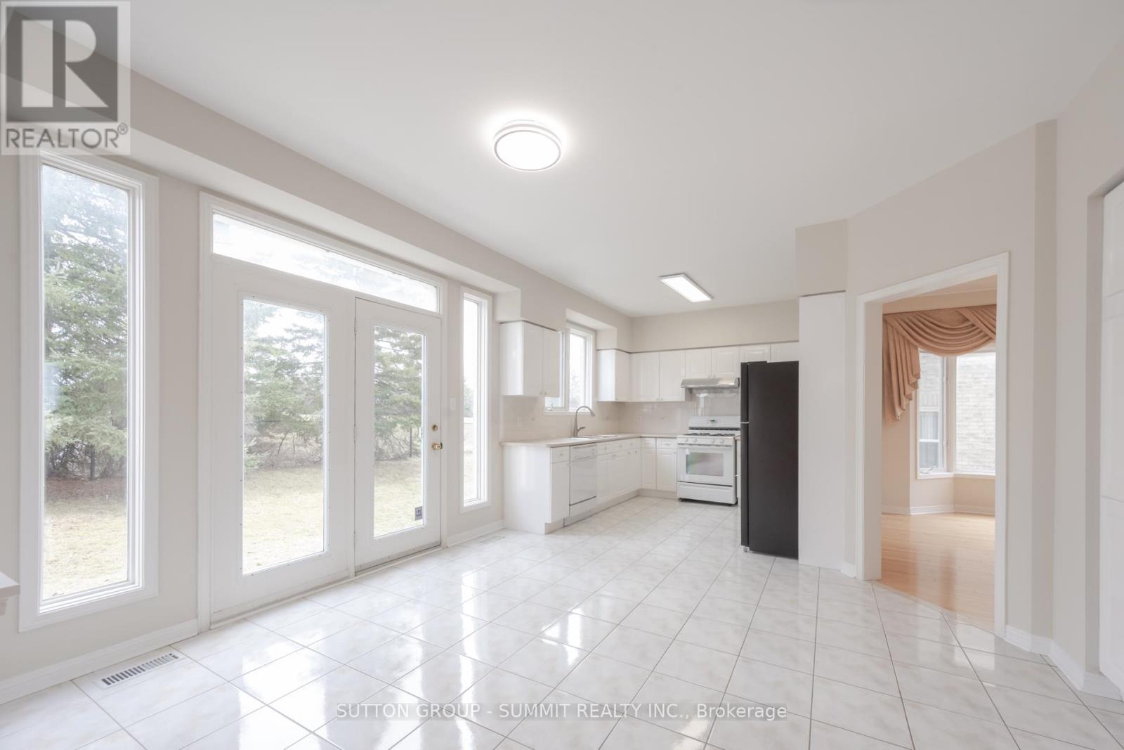 49 Central Park Drive, Markham, Ontario  L3P 7S3 - Photo 13 - N12910156