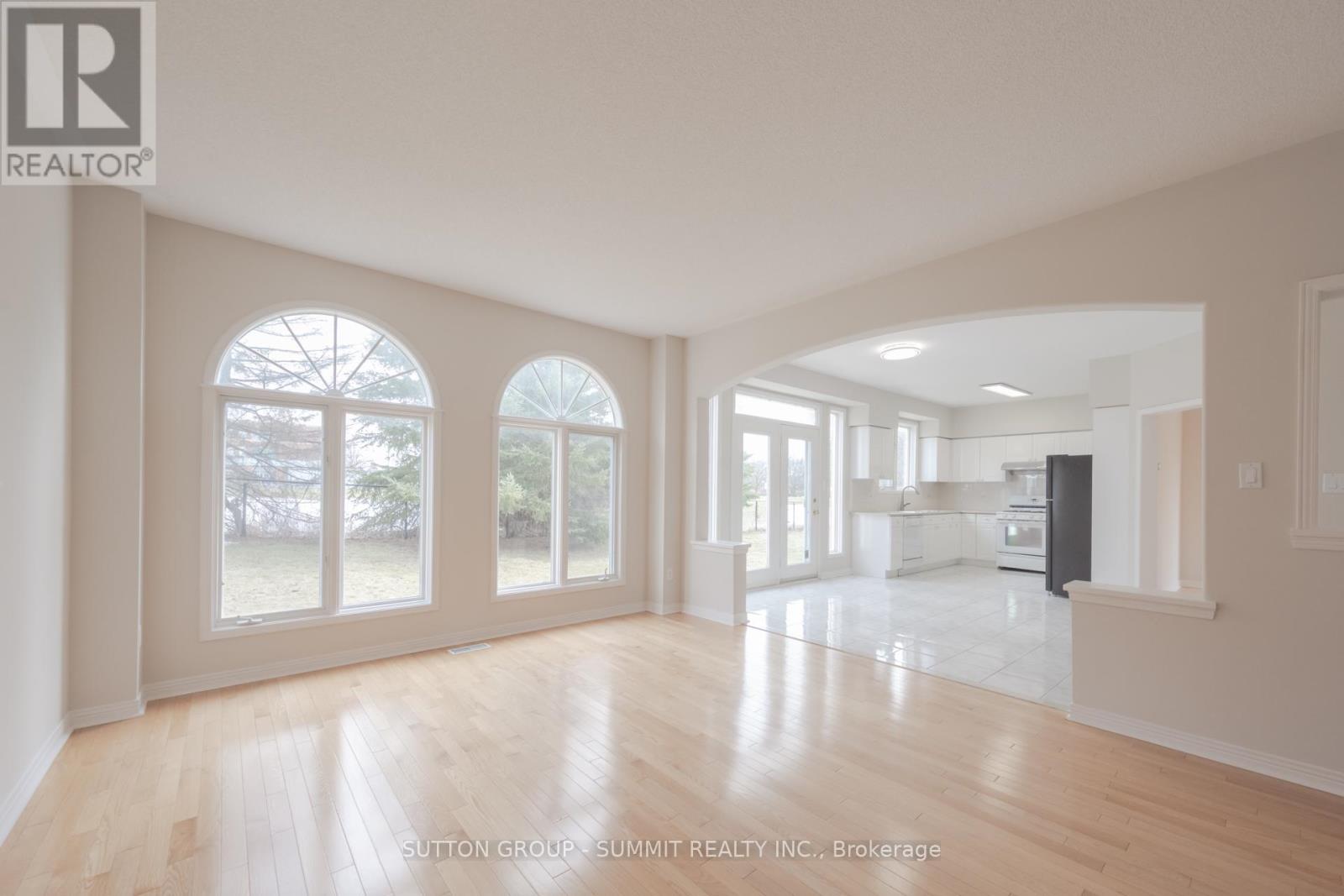 49 Central Park Drive, Markham, Ontario  L3P 7S3 - Photo 19 - N12910156