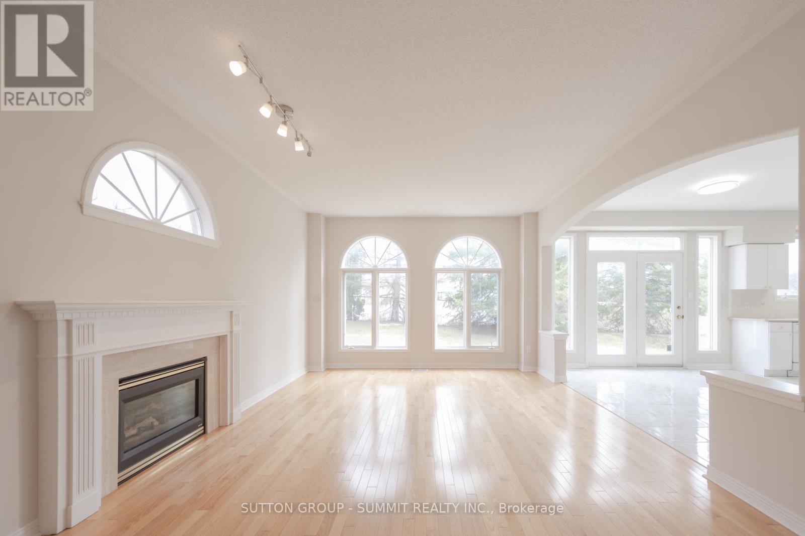 49 Central Park Drive, Markham, Ontario  L3P 7S3 - Photo 20 - N12910156