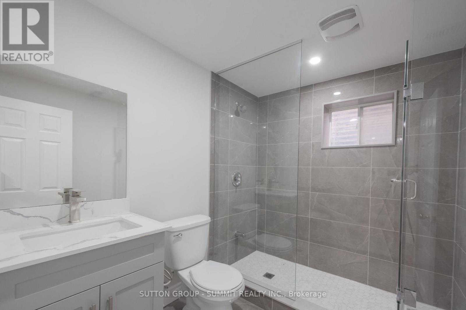 49 Central Park Drive, Markham, Ontario  L3P 7S3 - Photo 45 - N12910156