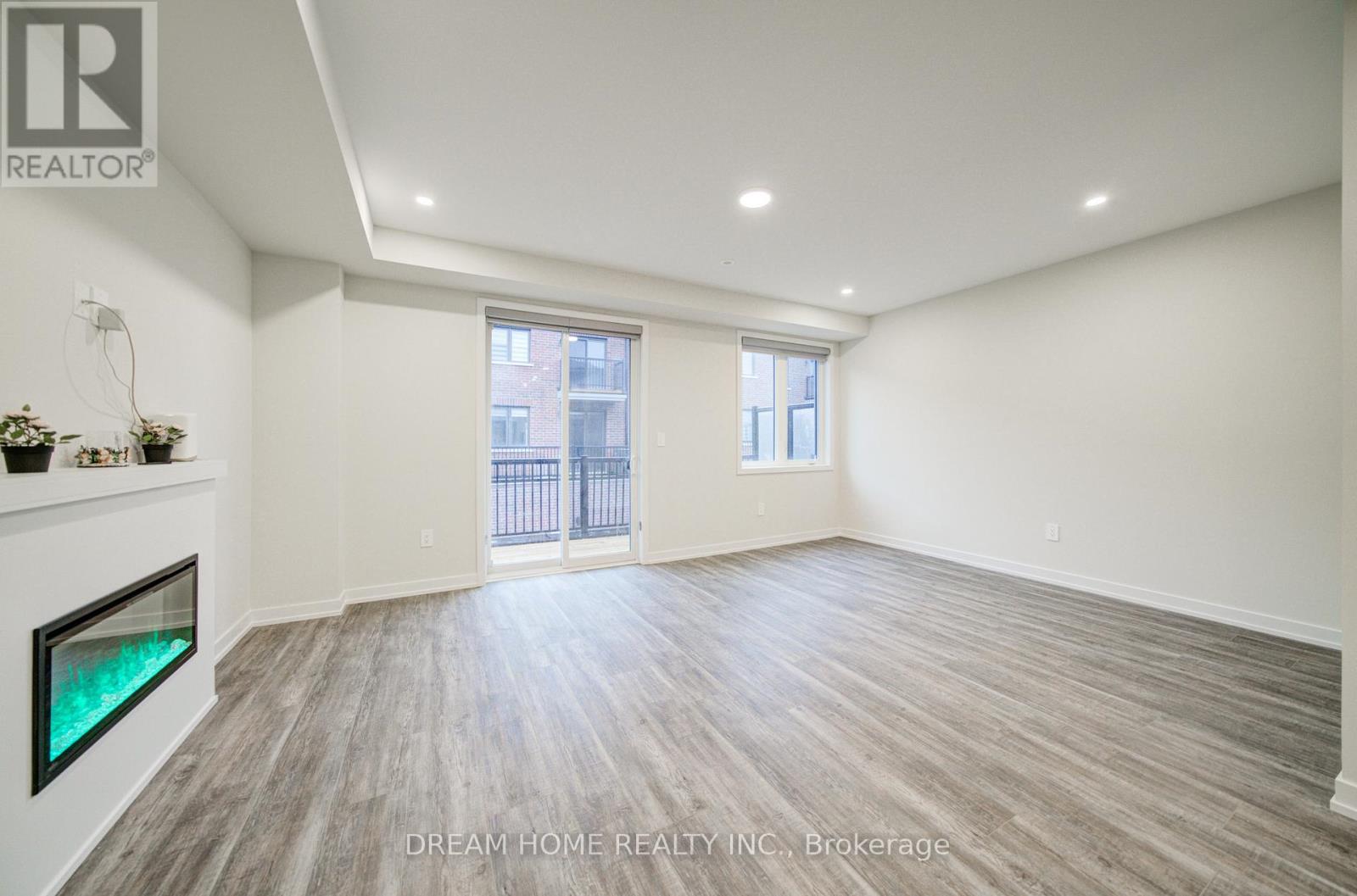 6 Victor Metcalf Lane, Richmond Hill, Ontario  L4B 0J7 - Photo 13 - N12910204