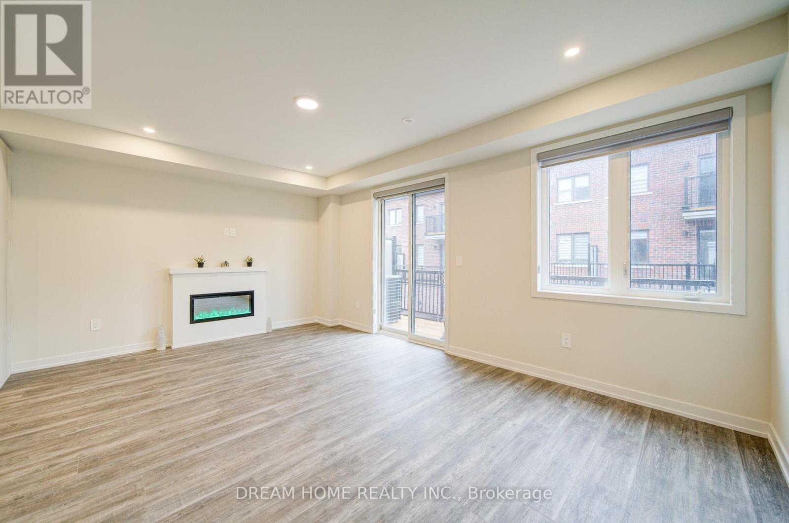 6 Victor Metcalf Lane, Richmond Hill, Ontario  L4B 0J7 - Photo 14 - N12910204