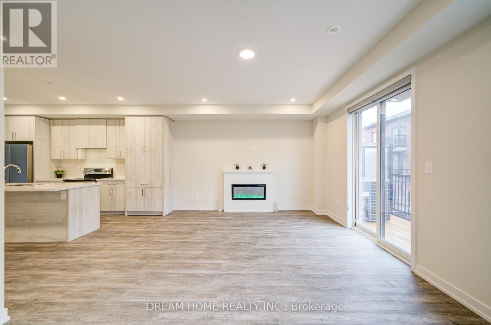 6 Victor Metcalf Lane, Richmond Hill, Ontario  L4B 0J7 - Photo 15 - N12910204