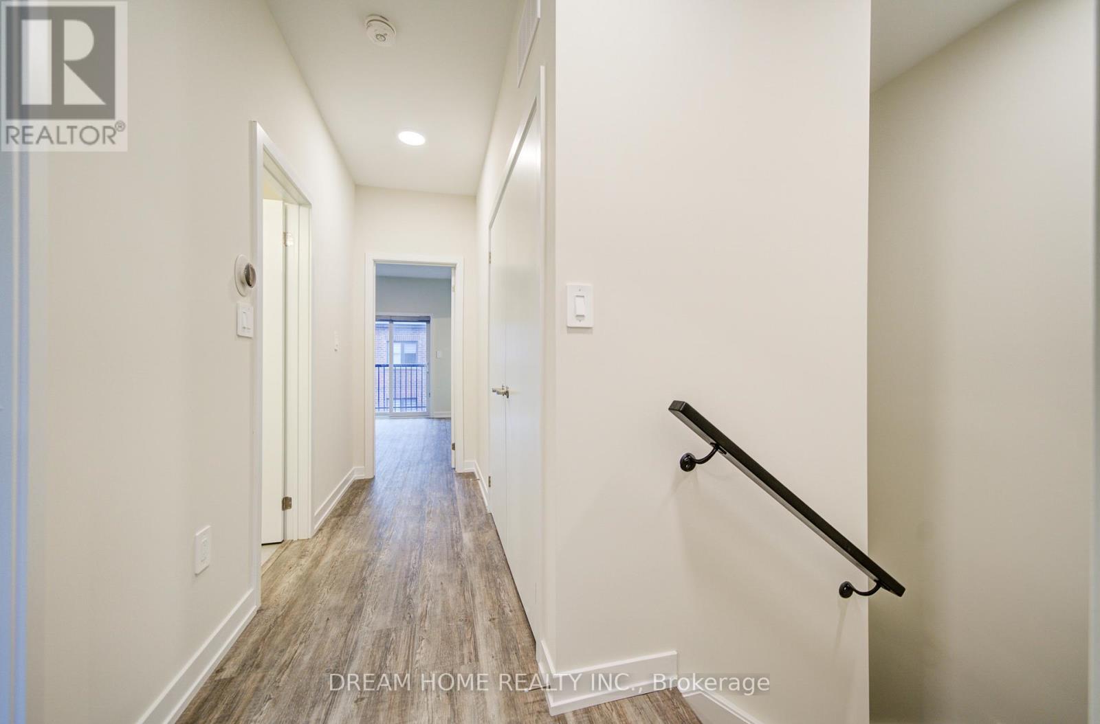 6 Victor Metcalf Lane, Richmond Hill, Ontario  L4B 0J7 - Photo 17 - N12910204