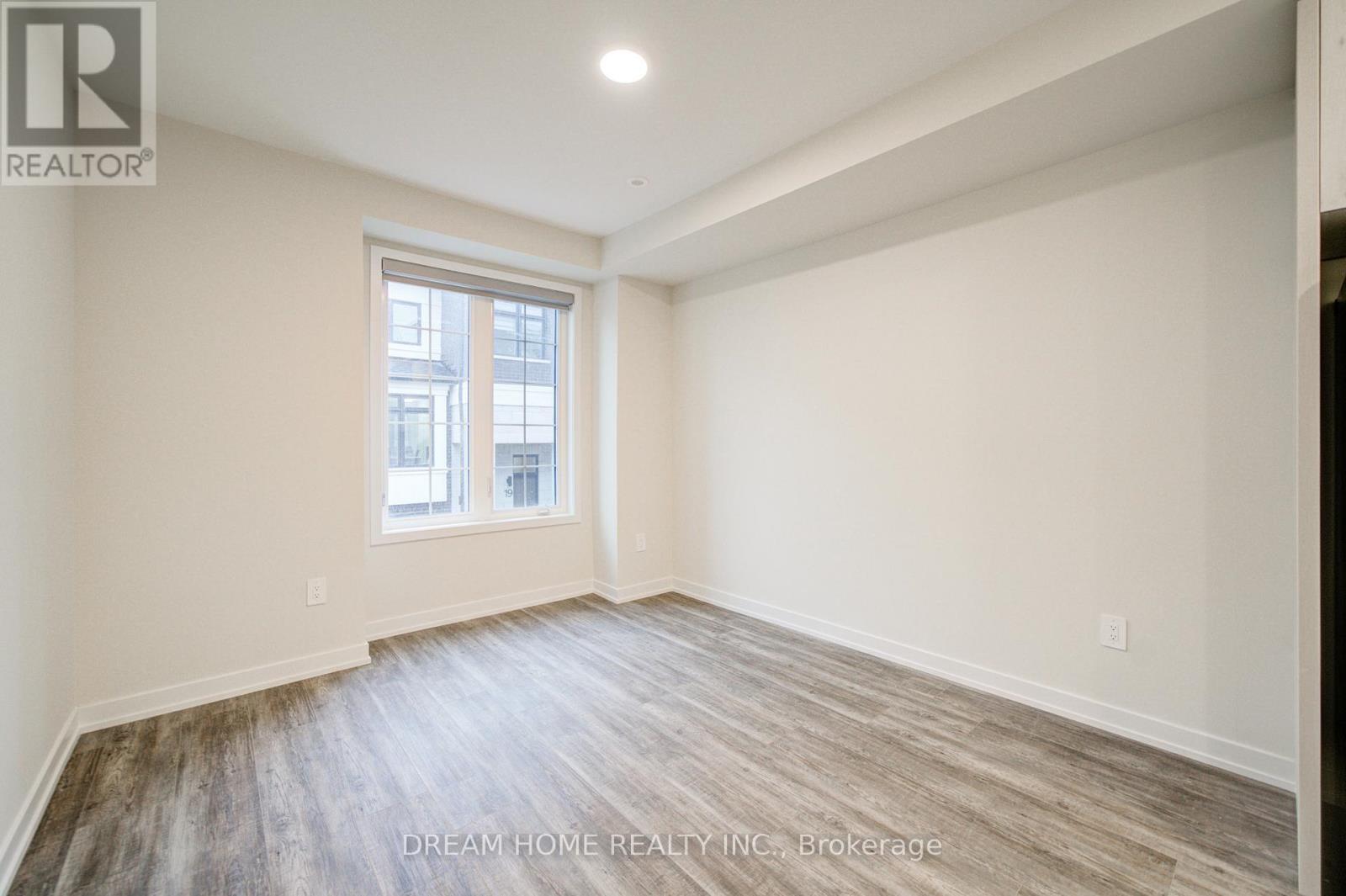 6 Victor Metcalf Lane, Richmond Hill, Ontario  L4B 0J7 - Photo 9 - N12910204